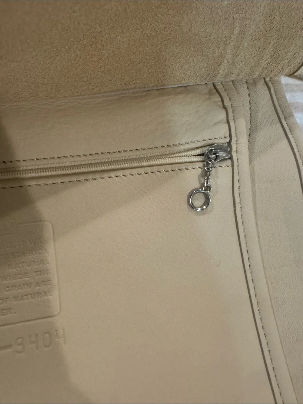 Vintage Coach Slim Hippie 9404 Bag in Cream